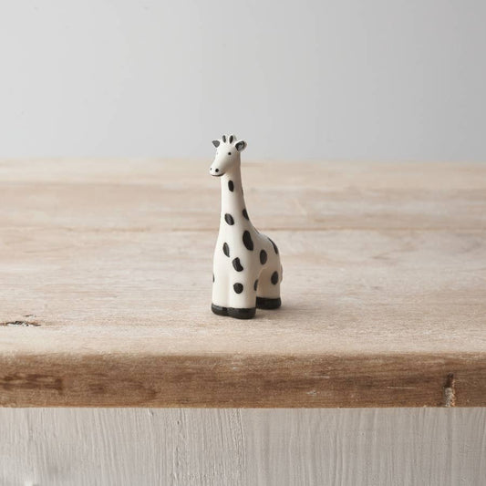 Tiny Porcelain Giraffe, 6cm