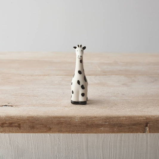 Tiny Porcelain Giraffe, 6cm