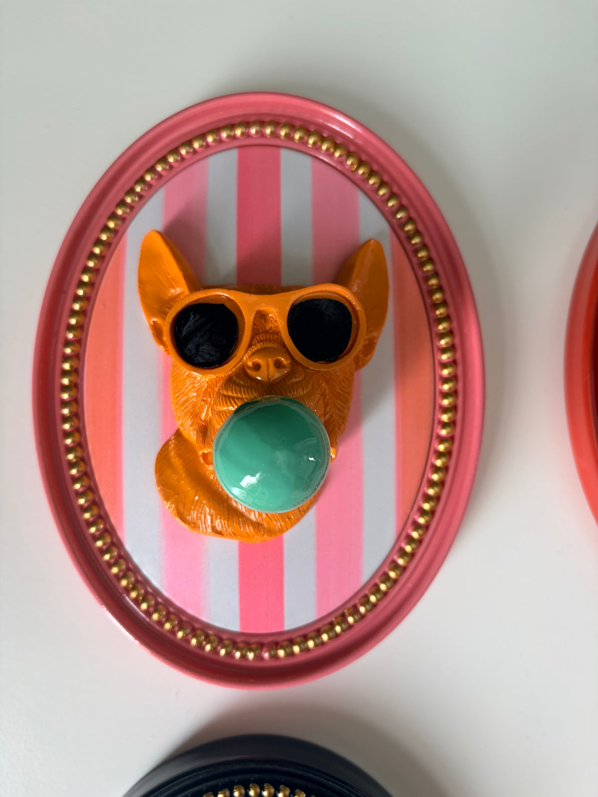 Off-duty dogs – Set of 4 colourful 3D wall pictures