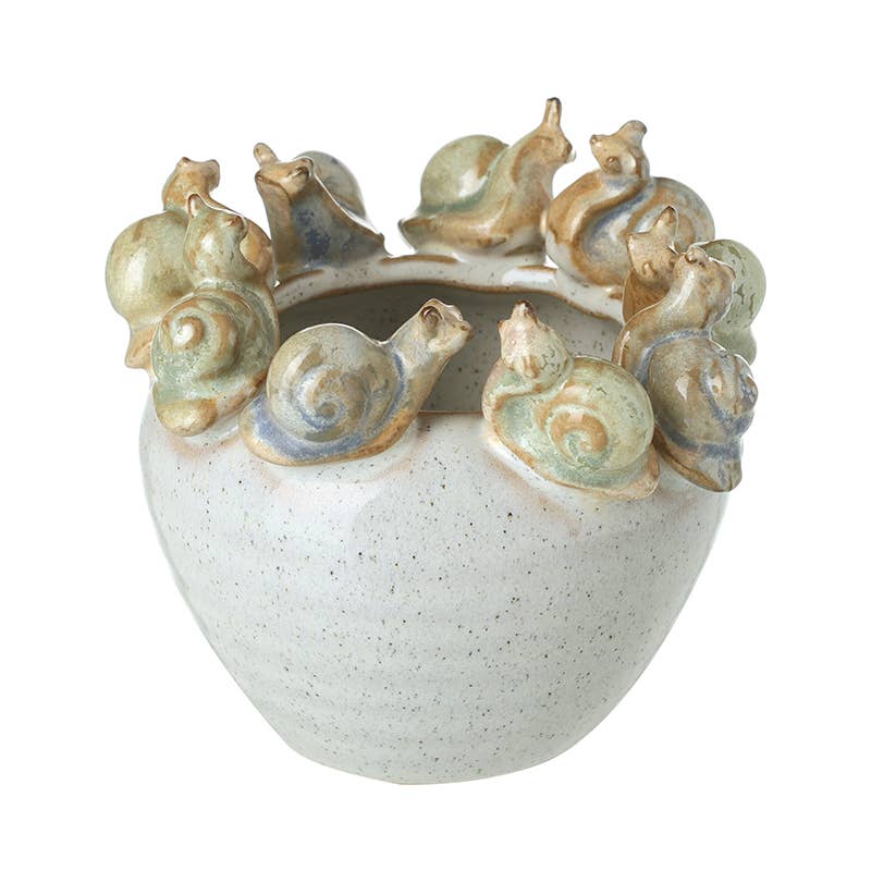SMALL POT WITH SNAILS