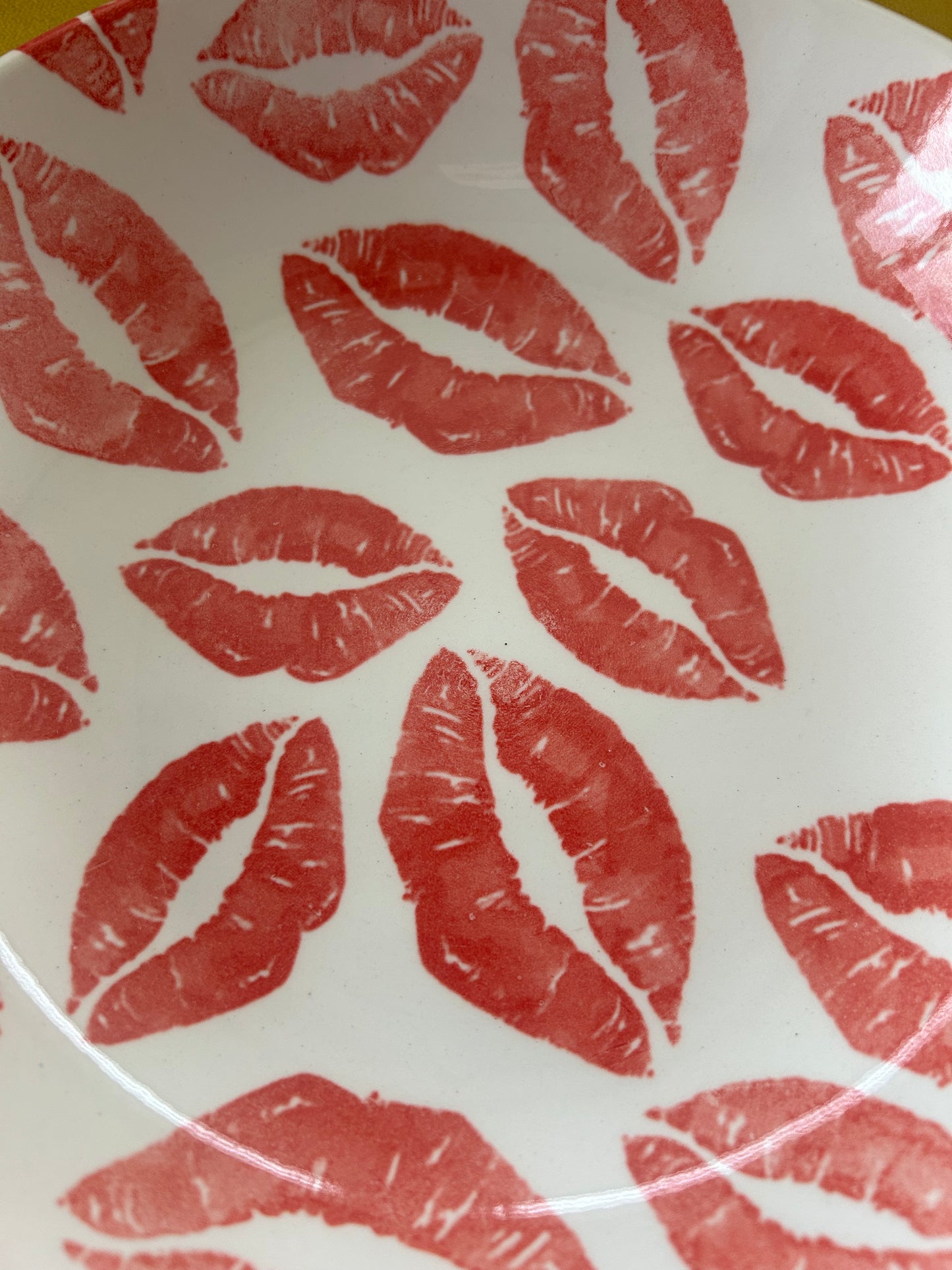 Royal Stafford ‘Lipstick Kisses’ pasta bowl