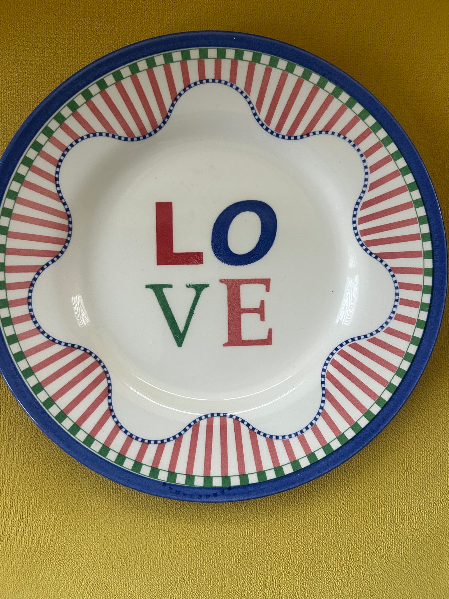 Royal Stafford ‘Love’ side plate