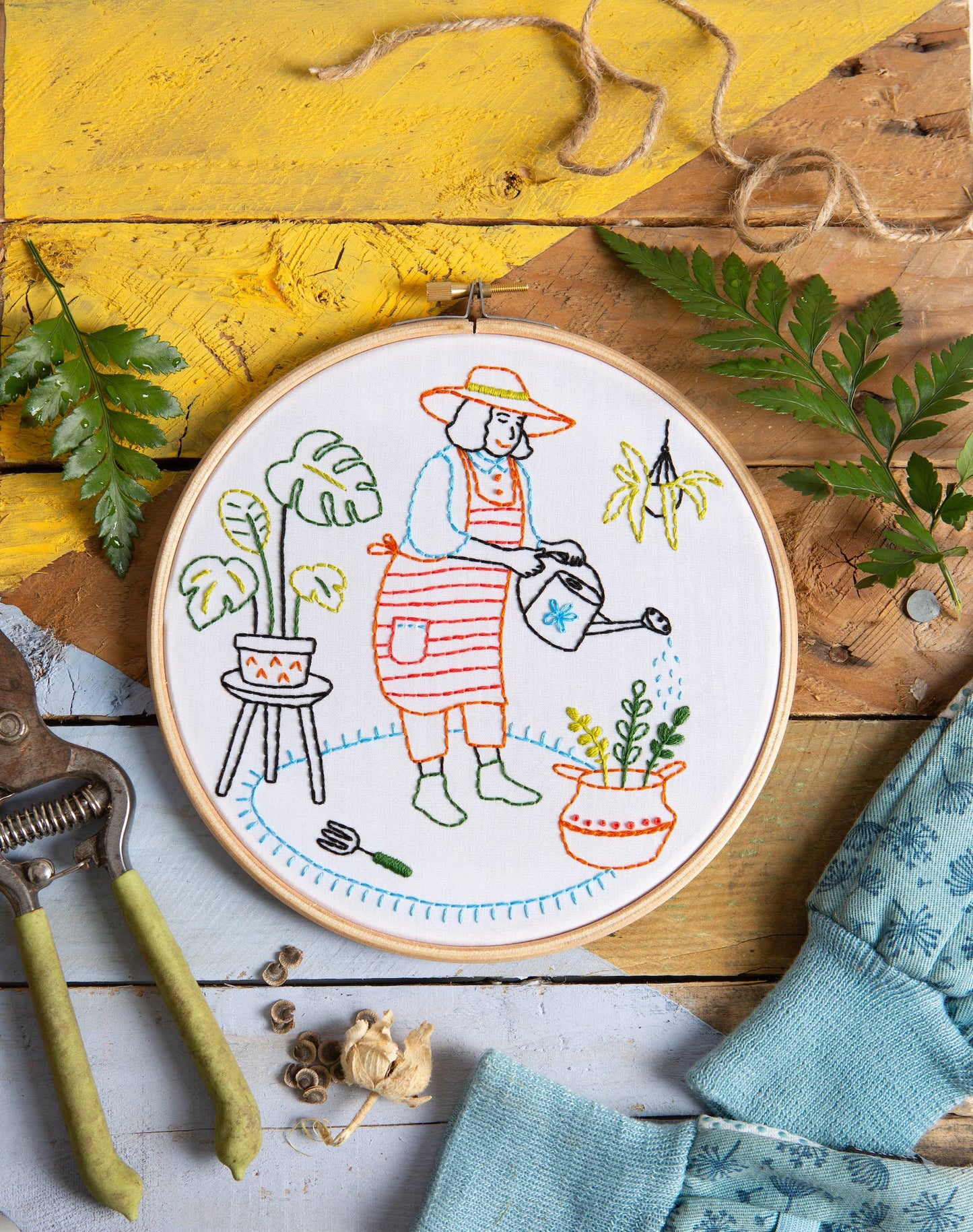Gardening Embroidery Kit (Grow) | Complete Craft Kit