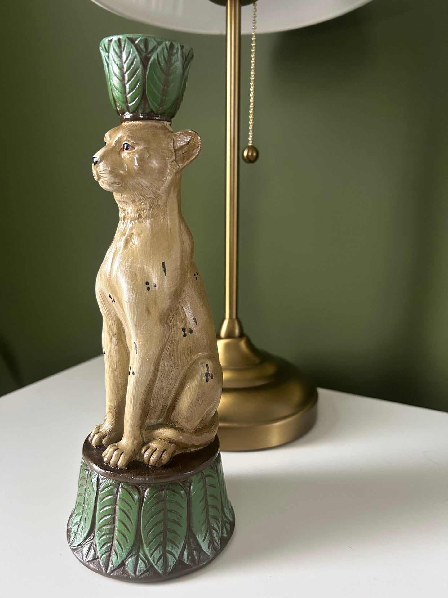 Vintage style leopard candle holder