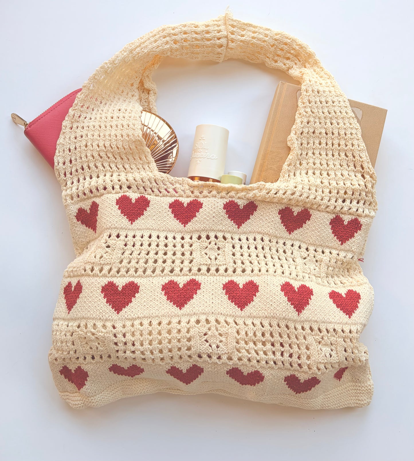Heart knit slouch tote bag