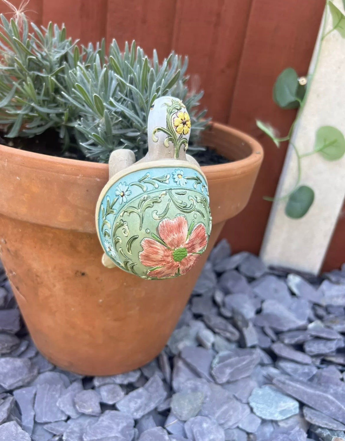 Boho floral tortoise pot hanger