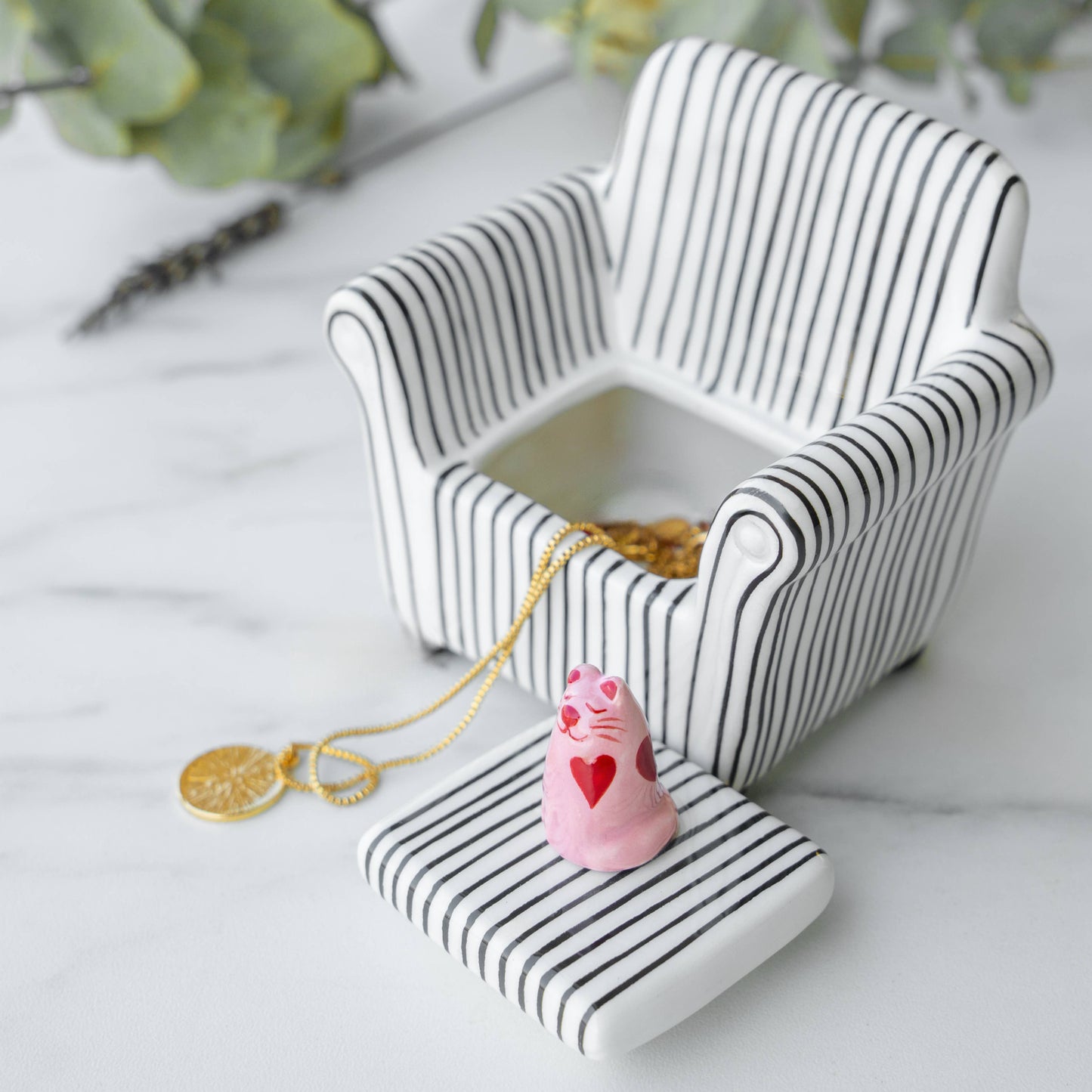 Cat on armchair trinket box